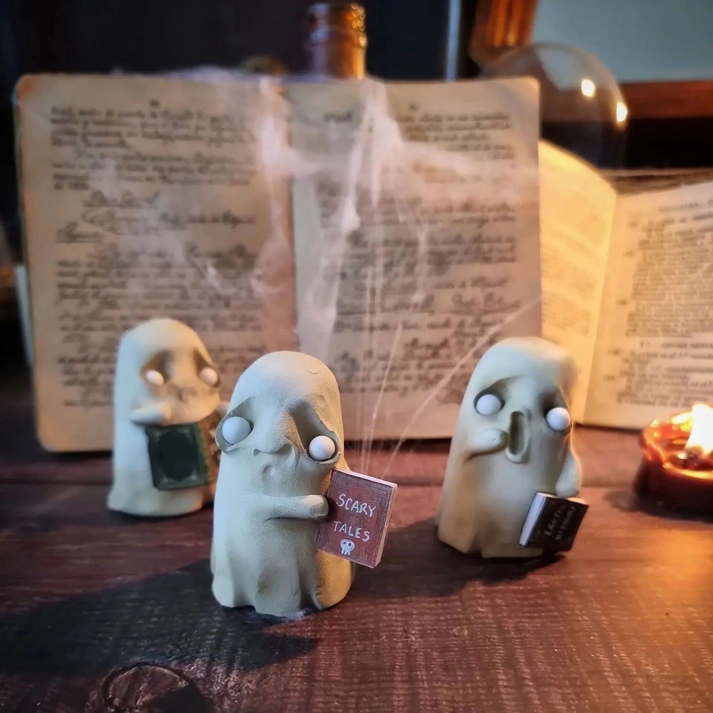 Resin Halloween Decorations - Unique Statue Ornaments for Spooky Decor