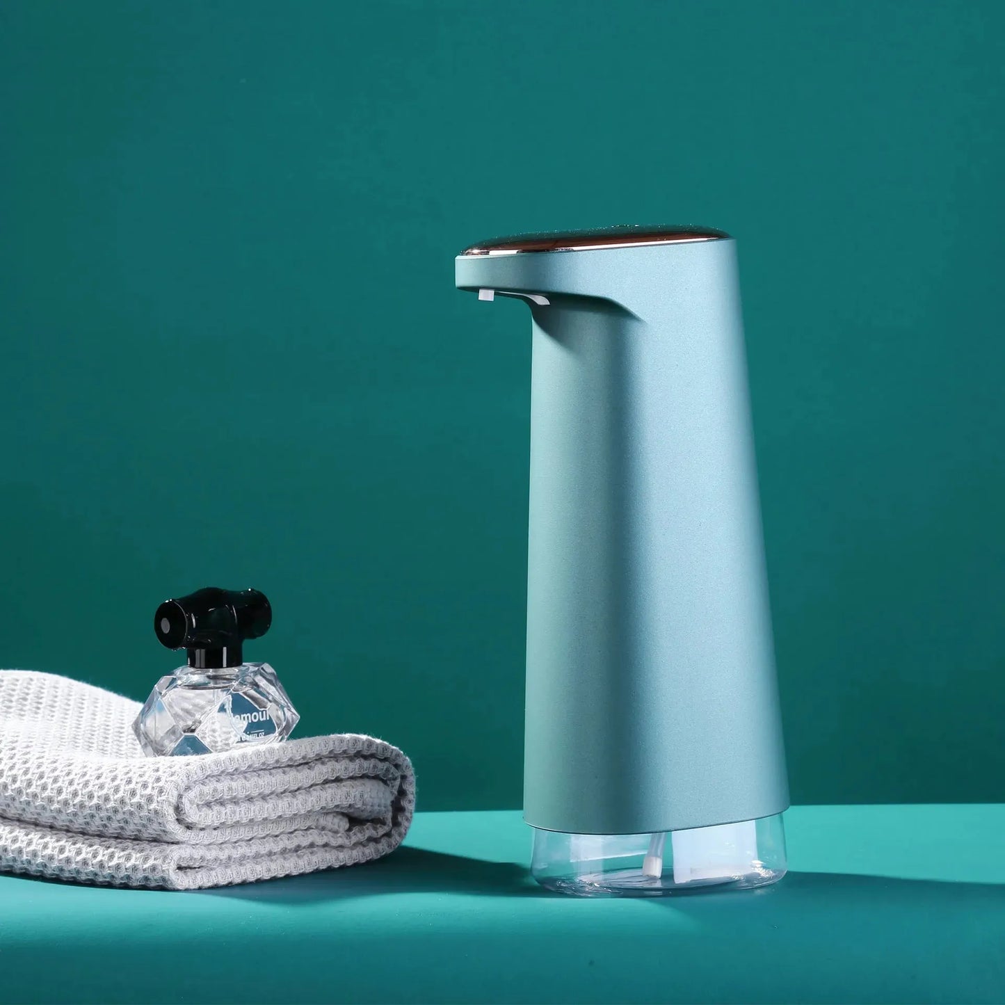 Automatic Foam Soap Dispenser with Sensor - Touchless Rechargeable Solution for Hygiene - Mel Store