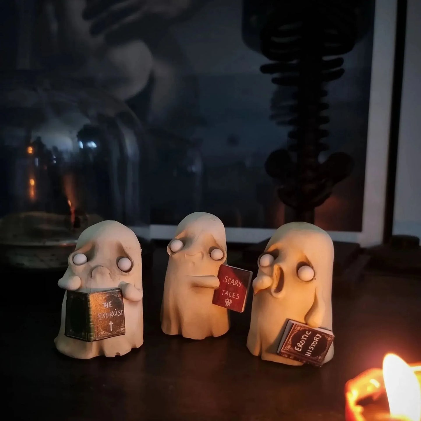 Resin Halloween Decorations - Unique Statue Ornaments for Spooky Decor